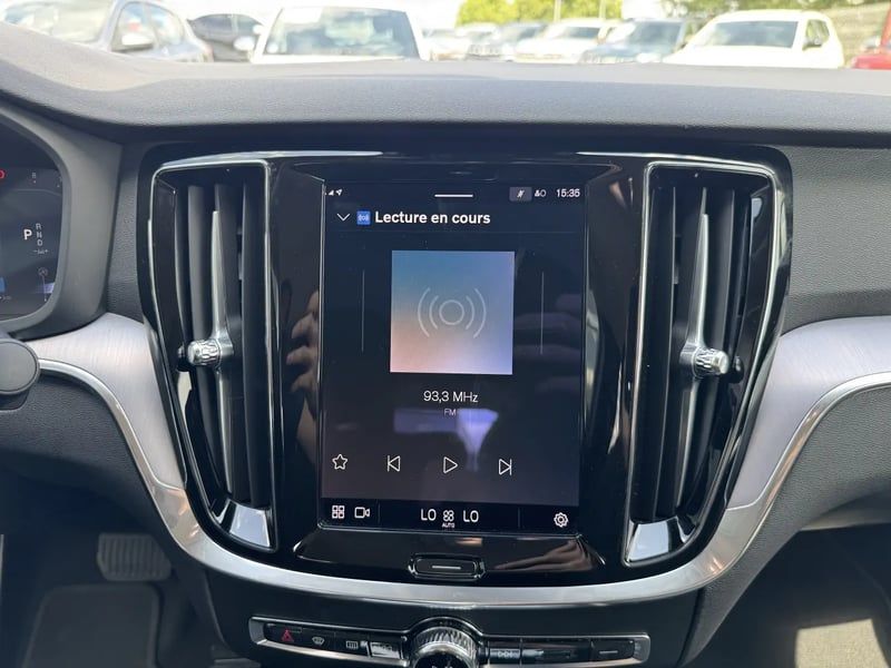 Photo de la voiture VOLVO S60 B4 197 ch DCT7 Core+ - 4P