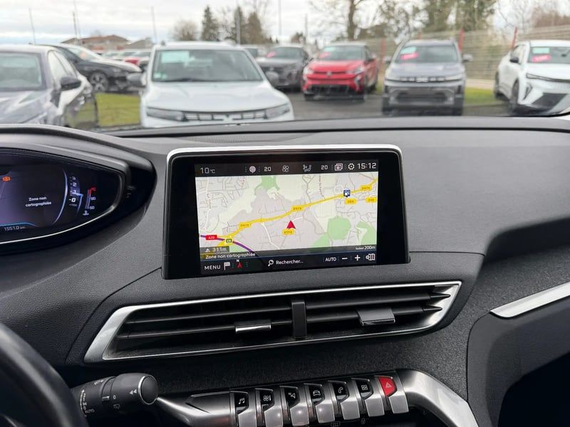 Photo de la voiture PEUGEOT 3008 Puretech 130ch S&S EAT8 Allure