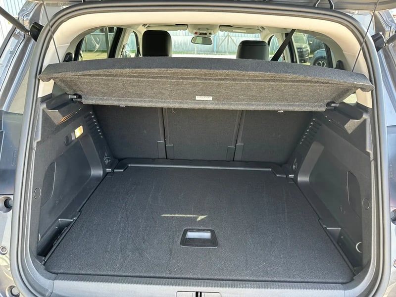 Photo de la voiture CITROEN C5 AIRCROSS Hybride 145 e-DCS6 Max