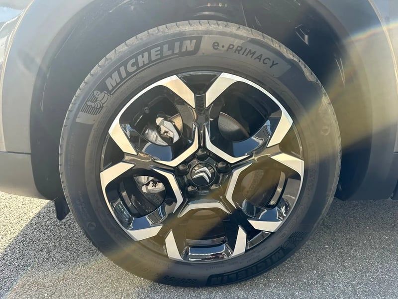 Photo de la voiture CITROEN C5 AIRCROSS Hybride 145 e-DCS6 Max