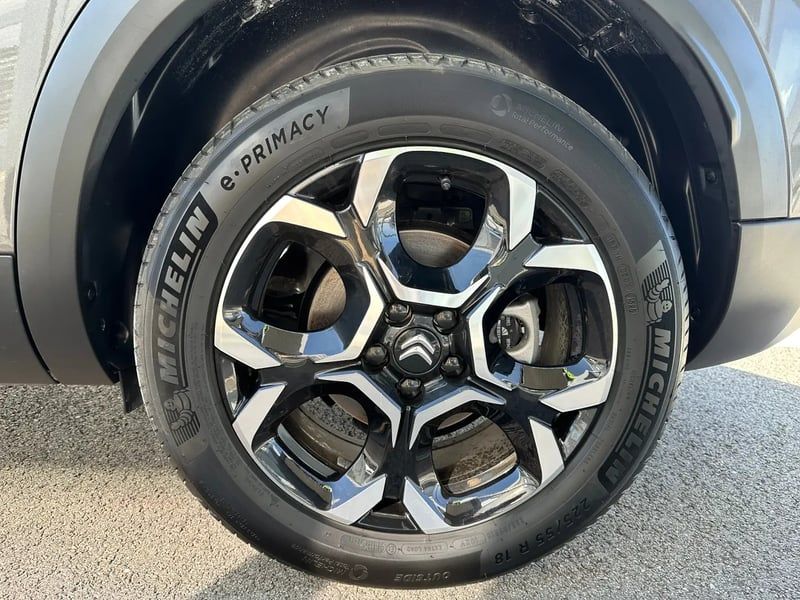 Photo de la voiture CITROEN C5 AIRCROSS Hybride 145 e-DCS6 Max