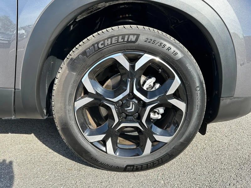 Photo de la voiture CITROEN C5 AIRCROSS Hybride 145 e-DCS6 Max