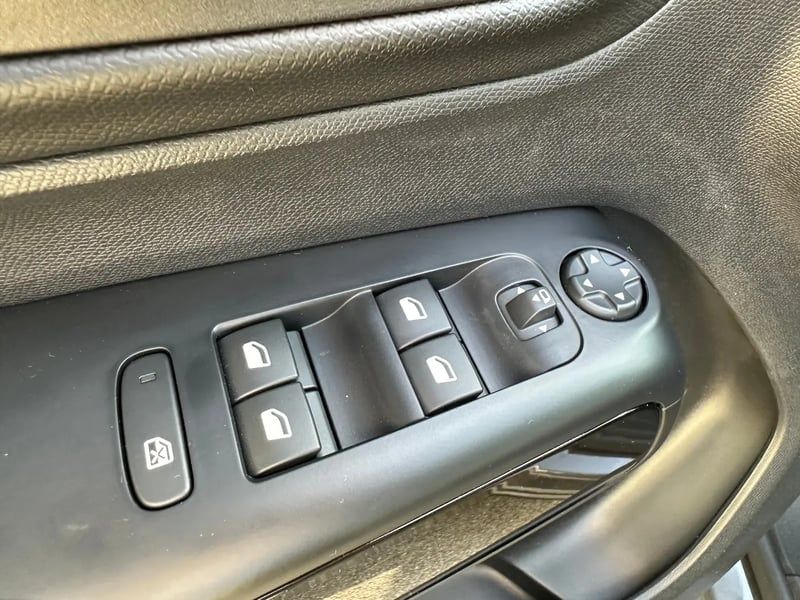 Photo de la voiture CITROEN C5 AIRCROSS Hybride 145 e-DCS6 Max