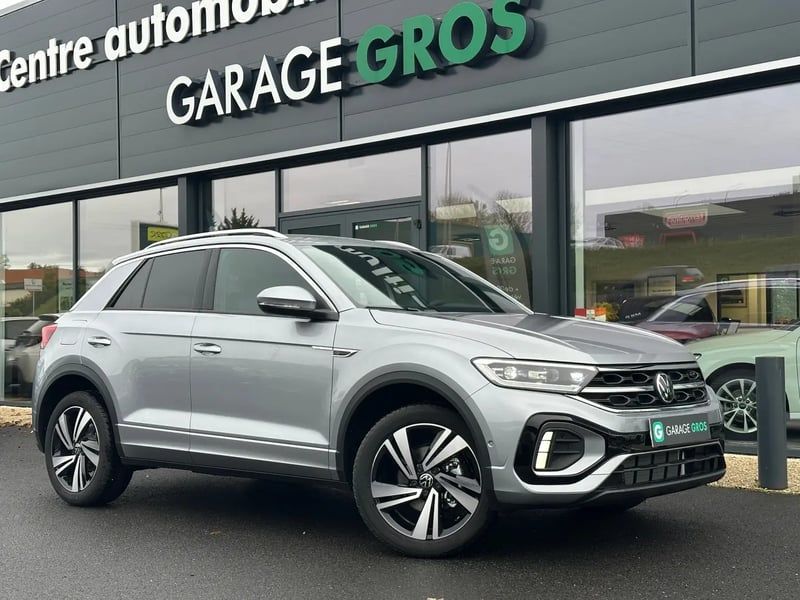 Photo de la voiture VOLKSWAGEN T-ROC 1.5 TSI EVO2 150 Start/Stop DSG7 R-Line Edition