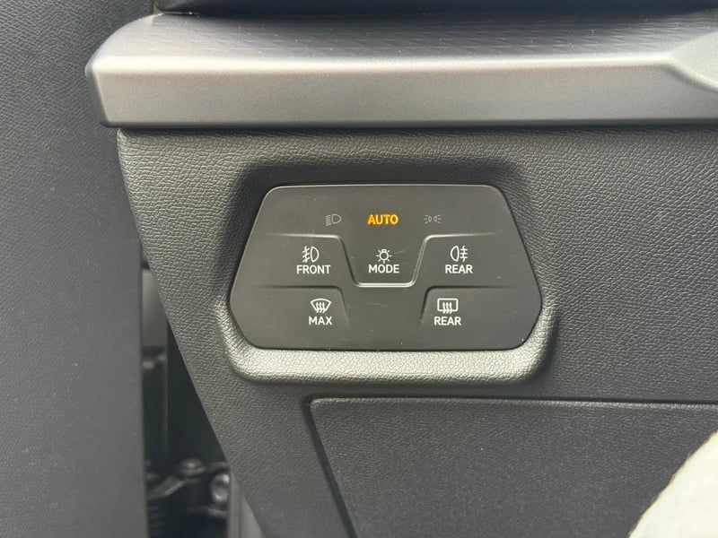 Photo de la voiture CUPRA FORMENTOR 1.5 eTSI Hybrid 150 ch DSG7 V