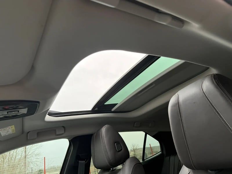 Photo de la voiture DS DS 4 PureTech 130 EAT8 Opera