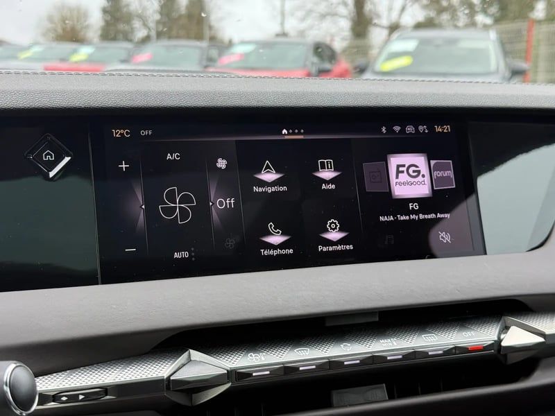 Photo de la voiture DS DS 4 PureTech 130 EAT8 Opera