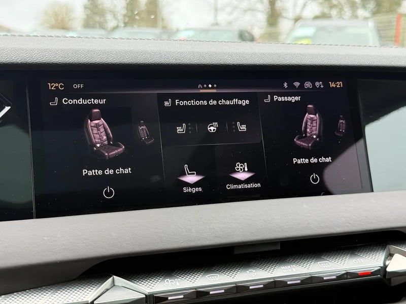 Photo de la voiture DS DS 4 PureTech 130 EAT8 Opera