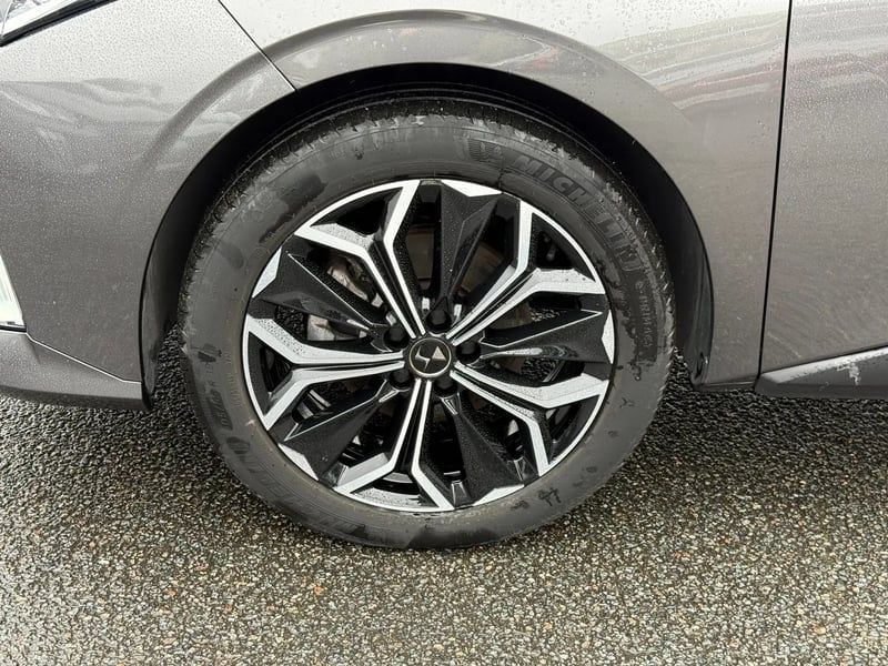 Photo de la voiture DS DS 4 PureTech 130 EAT8 Opera