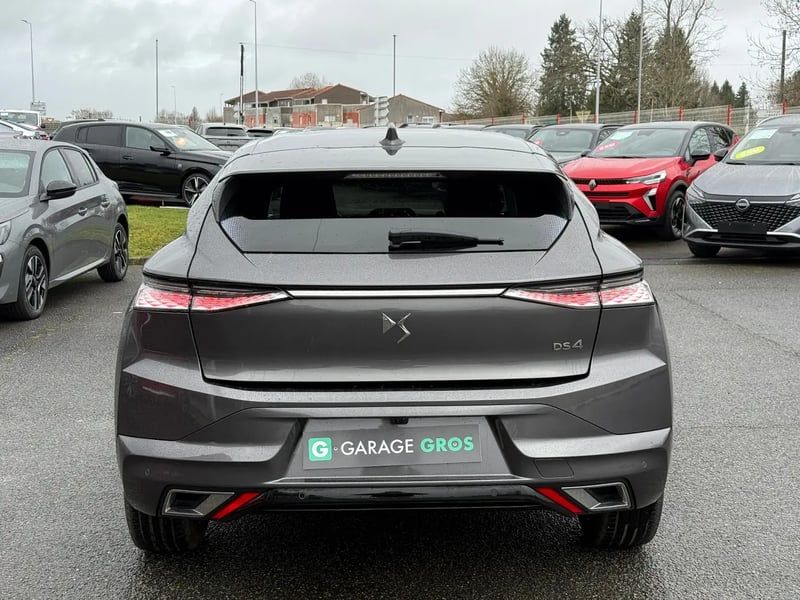 Photo de la voiture DS DS 4 PureTech 130 EAT8 Opera