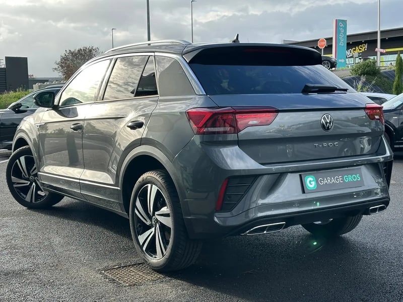 Photo de la voiture VOLKSWAGEN T-ROC 1.5 TSI EVO2 150 Start/Stop DSG7 R-Line Edition