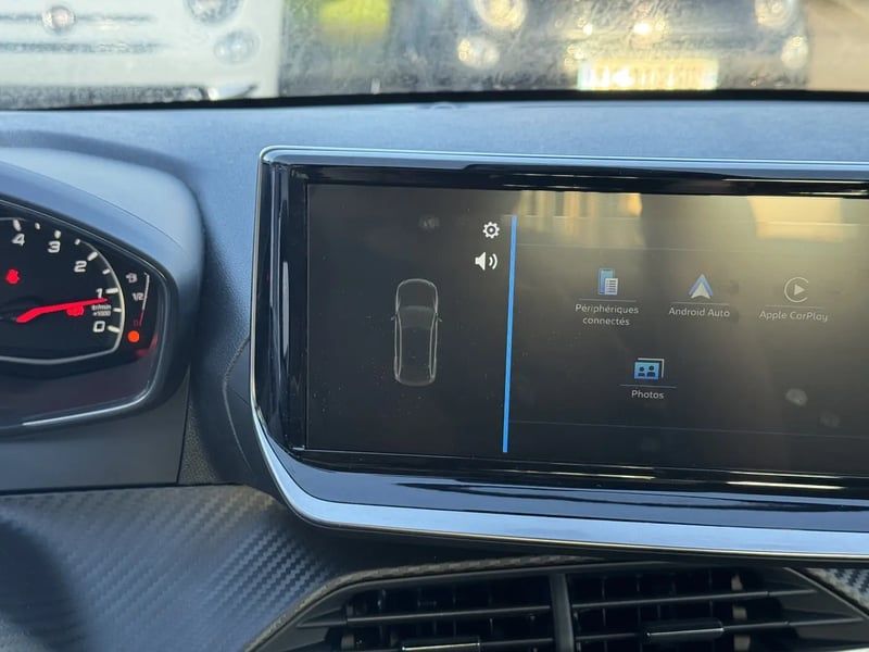 Photo de la voiture PEUGEOT 208 PureTech 75 S&S BVM5 Active