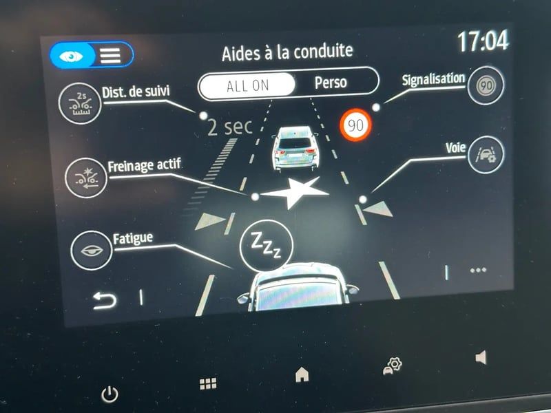 Photo de la voiture RENAULT CLIO V TCe 90 ch GSR2 Evolution