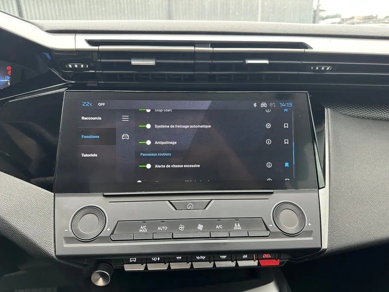 Photo de la voiture PEUGEOT 308 PureTech 130ch S&S EAT8 Active Pack
