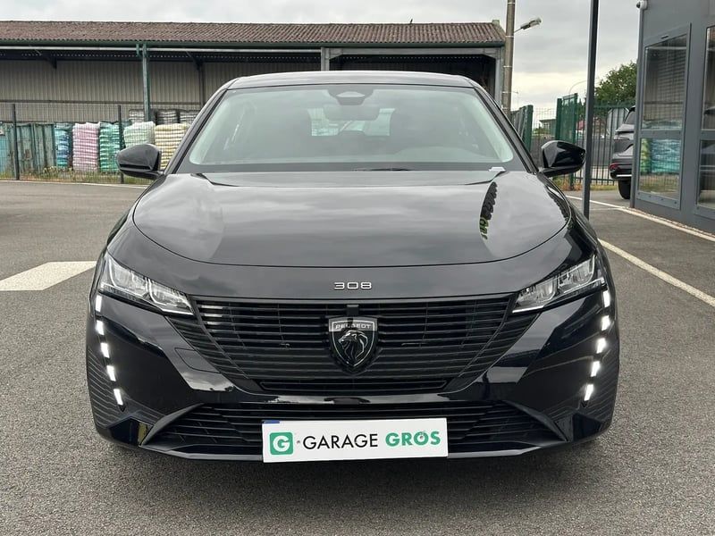 Photo de la voiture PEUGEOT 308 PureTech 130ch S&S EAT8 Active Pack