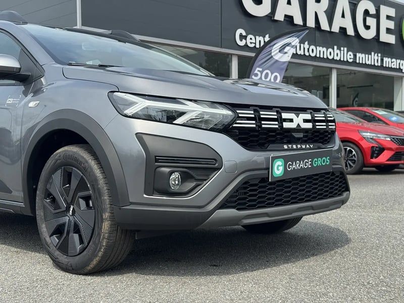Photo de la voiture DACIA SANDERO TCe 90 GSR2 Stepway Expression