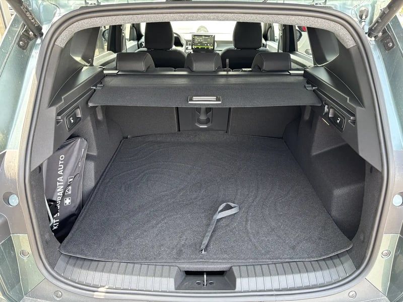 Photo de la voiture DACIA BIGSTER Mild Hybrid 140 Journey