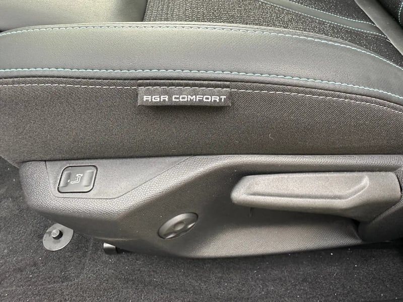 Photo de la voiture PEUGEOT 308 PureTech 130ch S&S BVM6 Allure