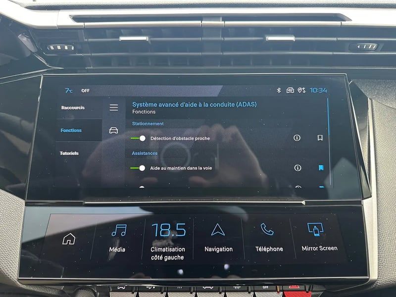 Photo de la voiture PEUGEOT 308 PureTech 130ch S&S BVM6 Allure