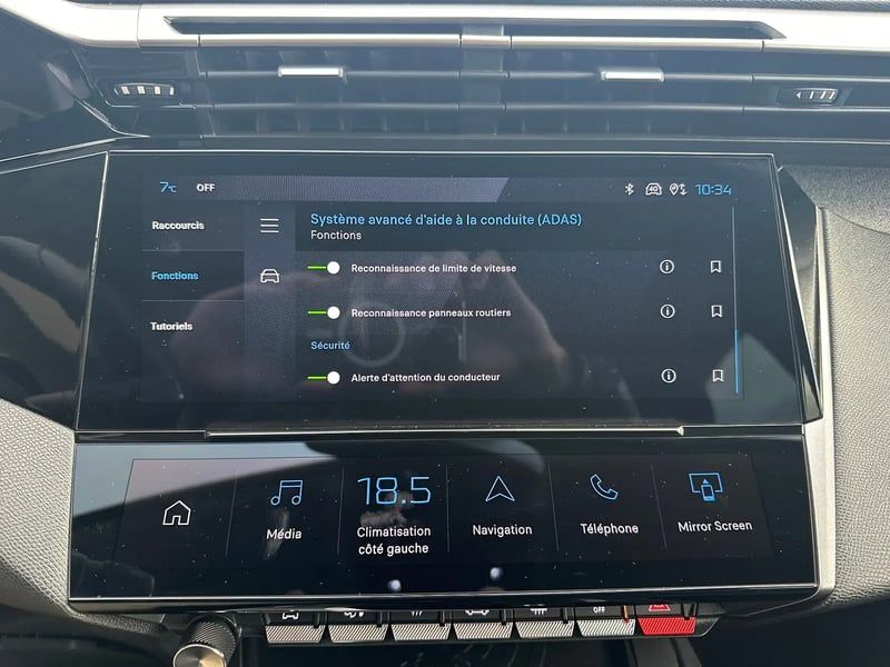 Photo de la voiture PEUGEOT 308 PureTech 130ch S&S BVM6 Allure