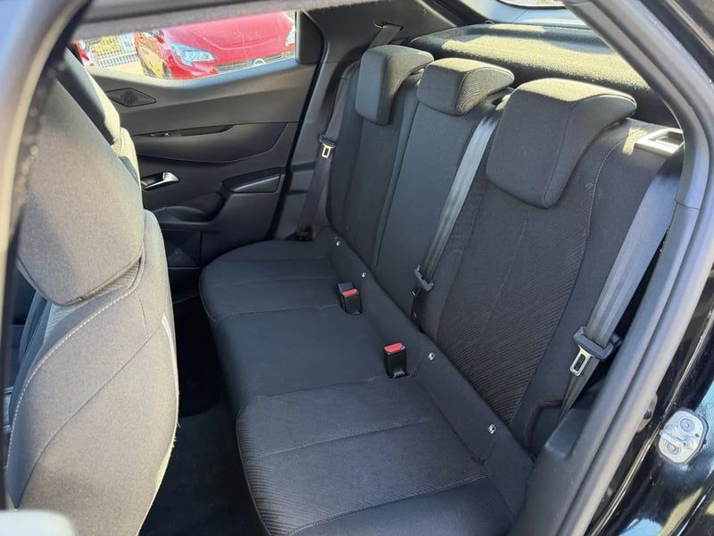 Photo de la voiture DS DS 3 CROSSBACK DS3 Crossback PureTech 100 BVM6 Chic