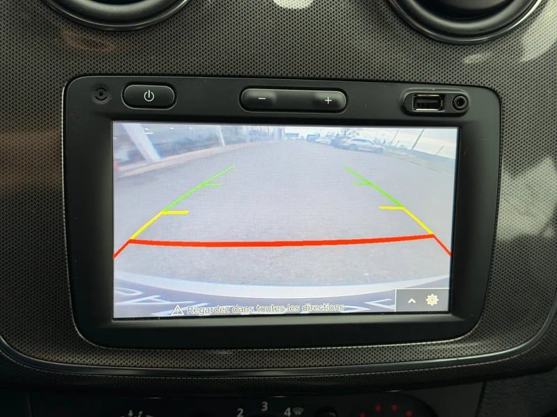 Photo de la voiture DACIA SANDERO TCe 90 Stepway