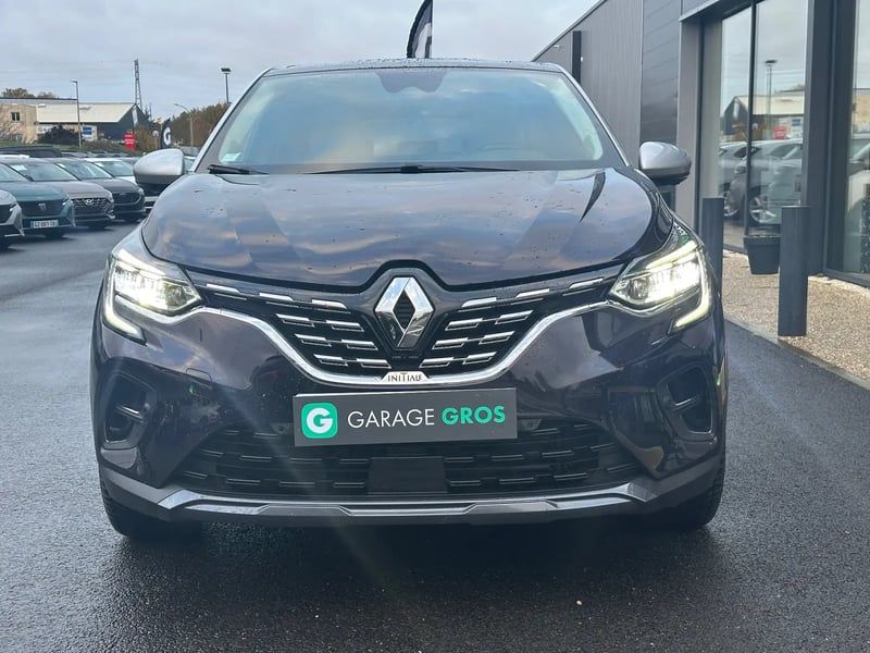 Photo de la voiture RENAULT CAPTUR Blue dCi 115 EDC Initiale Paris