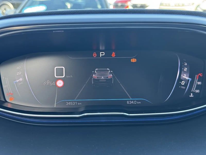 Photo de la voiture PEUGEOT 3008 Puretech 130ch S&S EAT8 GT