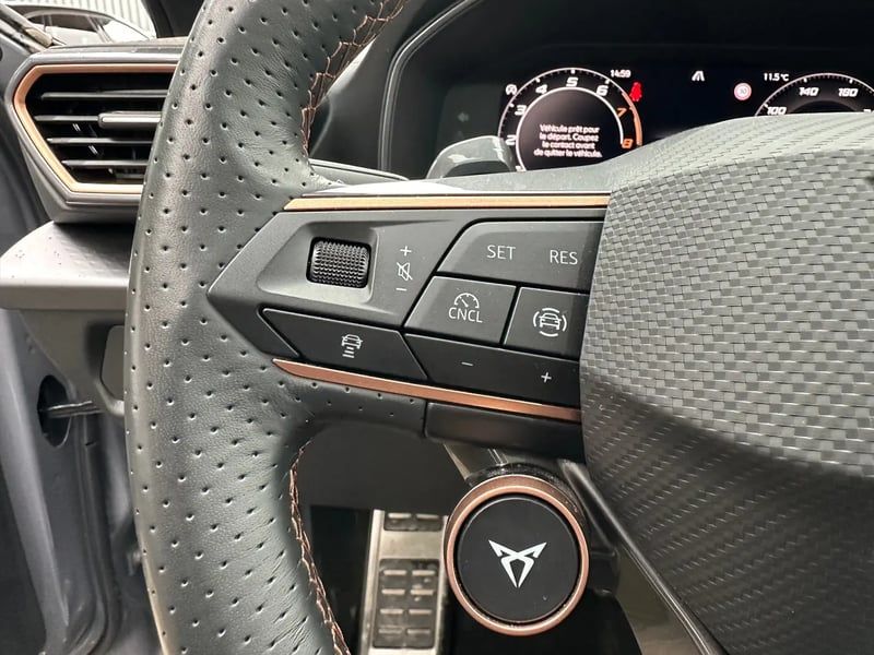 Photo de la voiture CUPRA FORMENTOR 1.5 eTSI Hybrid 150 ch DSG7 V