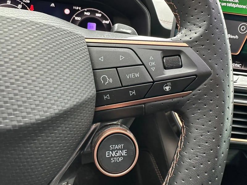 Photo de la voiture CUPRA FORMENTOR 1.5 eTSI Hybrid 150 ch DSG7 V