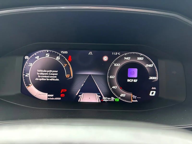 Photo de la voiture CUPRA FORMENTOR 1.5 eTSI Hybrid 150 ch DSG7 V