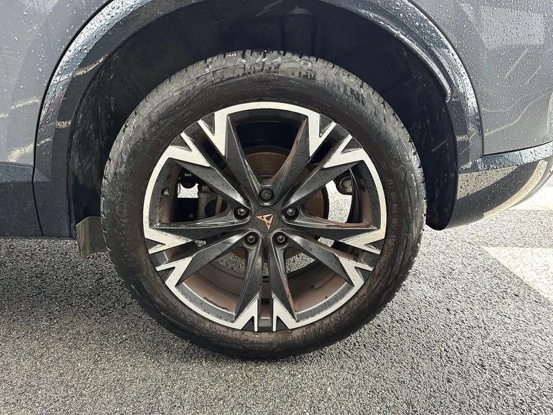 Photo de la voiture CUPRA FORMENTOR 1.5 eTSI Hybrid 150 ch DSG7 V
