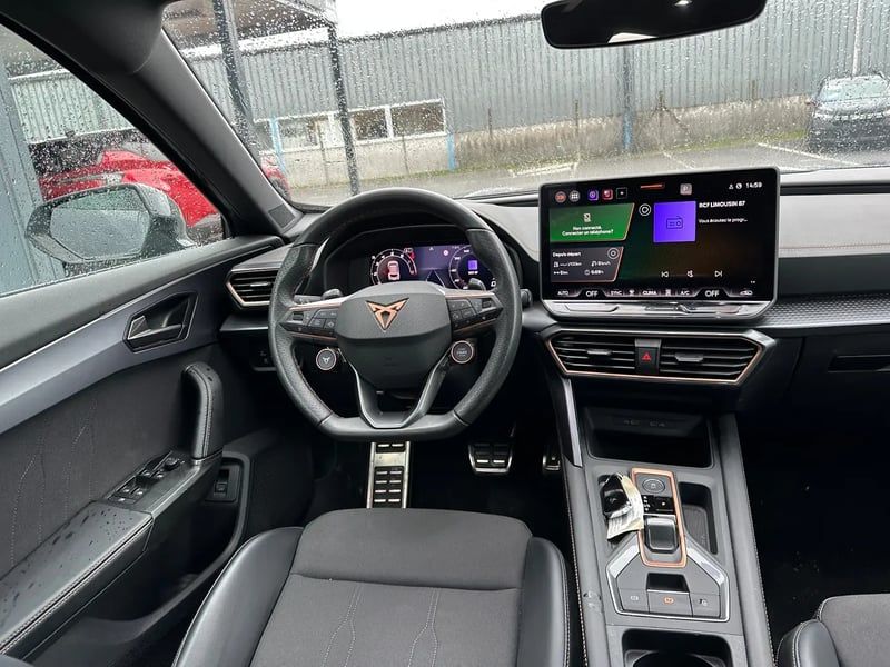 Photo de la voiture CUPRA FORMENTOR 1.5 eTSI Hybrid 150 ch DSG7 V