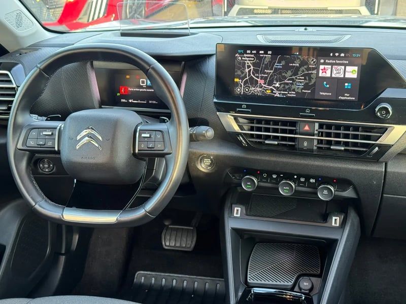 Photo de la voiture CITROEN C4 X BlueHDi 130 S&S EAT8 Max