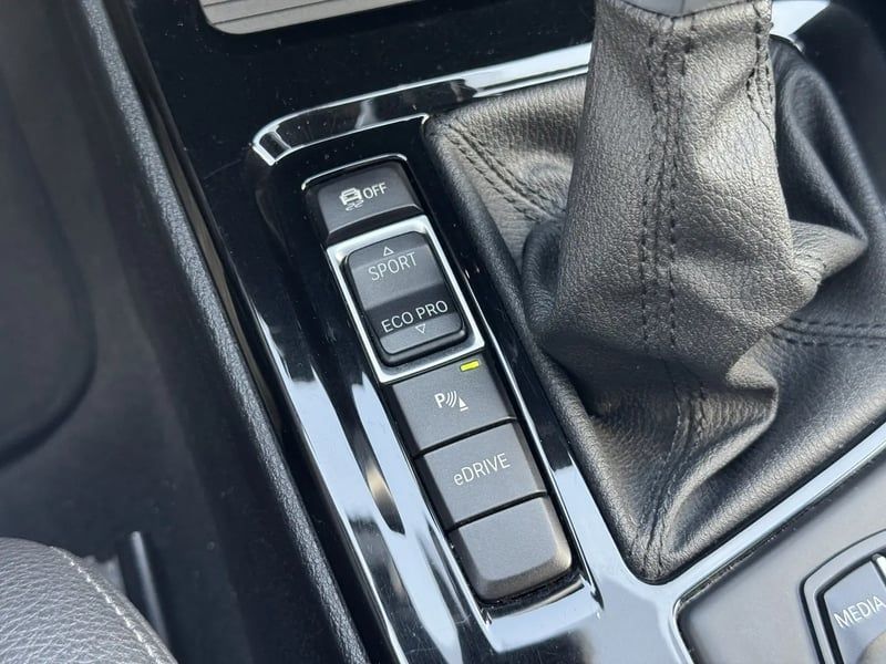 Photo de la voiture BMW X2 F39 xDrive 25e 220 ch BVA6 M Sport