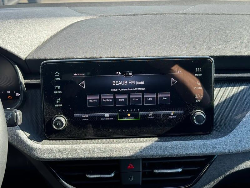 Photo de la voiture SKODA SCALA 1.0 TSI Evo 2 116 ch DSG7 Selection