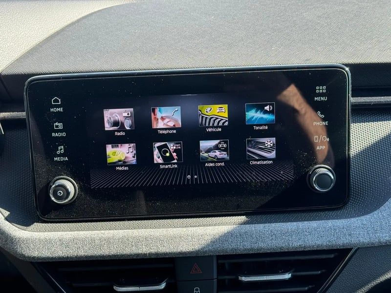 Photo de la voiture SKODA SCALA 1.0 TSI Evo 2 116 ch DSG7 Selection