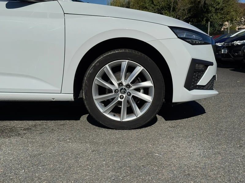 Photo de la voiture SKODA SCALA 1.0 TSI Evo 2 116 ch DSG7 Selection