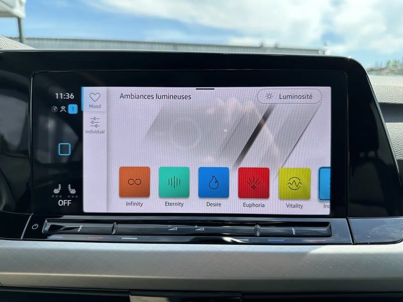 Photo de la voiture VOLKSWAGEN GOLF 1.0 TSI OPF 110 BVM6 Life Plus