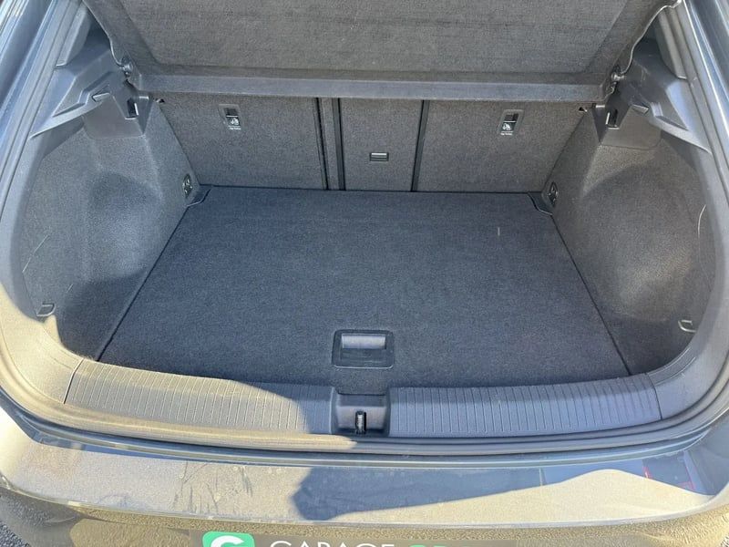 Photo de la voiture VOLKSWAGEN T-ROC 2.0 TSI 300 Start/Stop DSG7 4Motion R