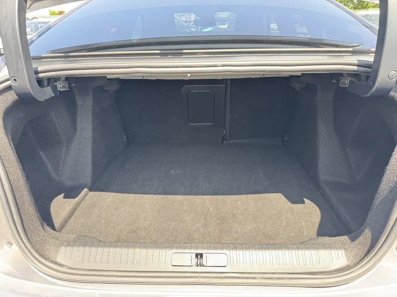 Photo de la voiture CITROEN C4 X BlueHDi 130 S&S EAT8 Max