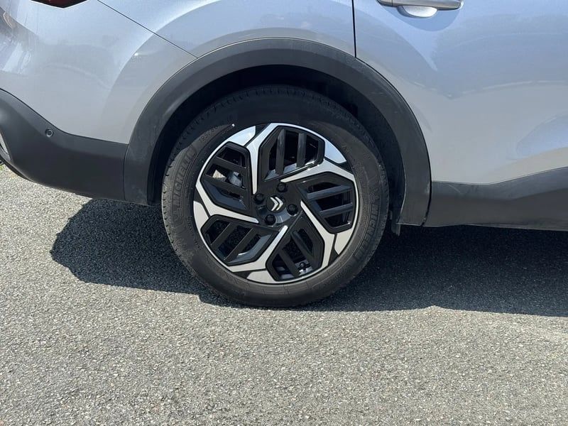 Photo de la voiture CITROEN C4 X BlueHDi 130 S&S EAT8 Max