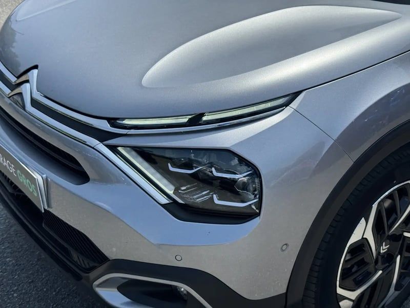 Photo de la voiture CITROEN C4 X BlueHDi 130 S&S EAT8 Max