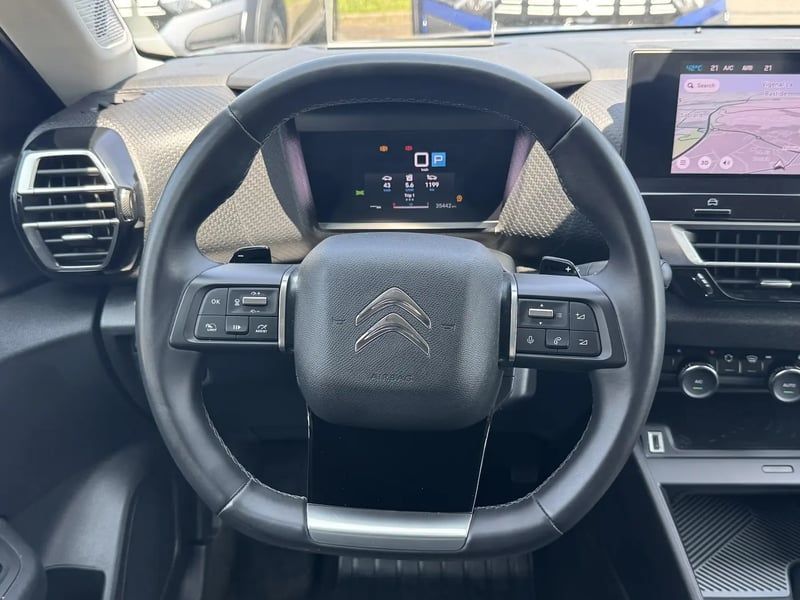 Photo de la voiture CITROEN C4 X BlueHDi 130 S&S EAT8 Max