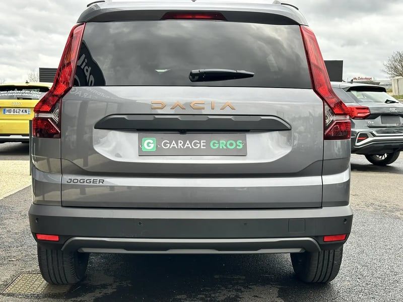 Photo de la voiture DACIA JOGGER ECO-G 100 5 places GSR2 Extreme +