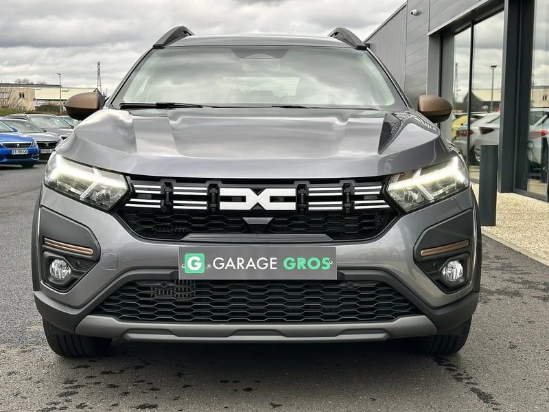 Photo de la voiture DACIA JOGGER ECO-G 100 5 places GSR2 Extreme +