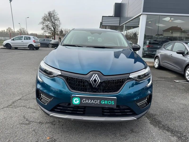Photo de la voiture RENAULT ARKANA mild hybrid 140 EDC GSR2 Evolution