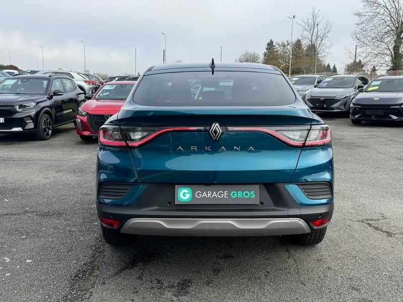 Photo de la voiture RENAULT ARKANA mild hybrid 140 EDC GSR2 Evolution