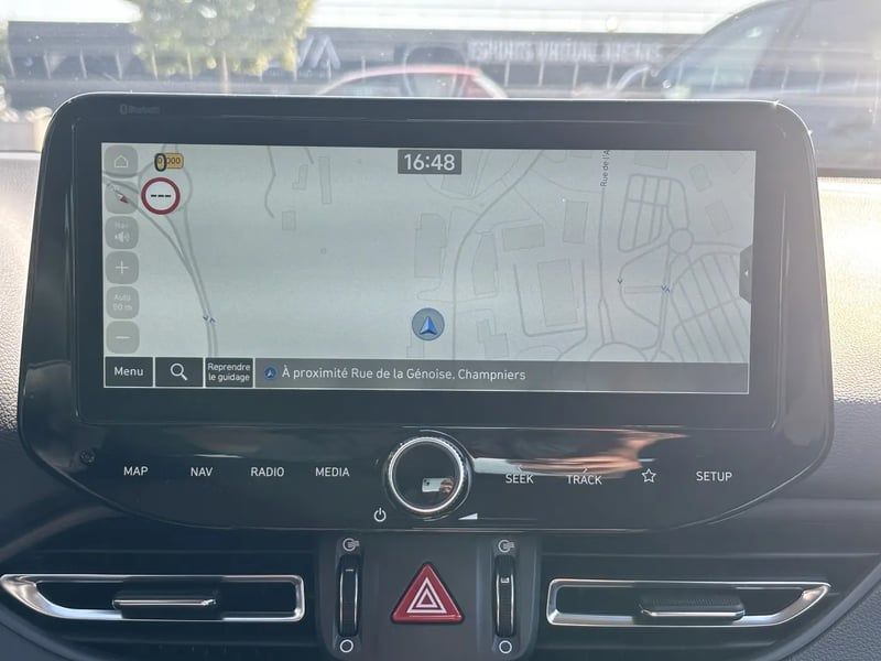 Photo de la voiture HYUNDAI i30 i301.0 T-GDi 120ch Hybrid 48V Creative DCT-7