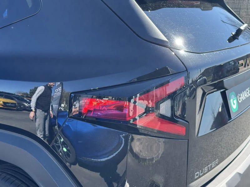 Photo de la voiture DACIA DUSTER TCe 130 4x2 Extreme